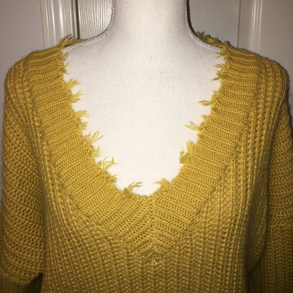 Main Strip Oversized V-Neck Sweater - Picture 2 of 9
